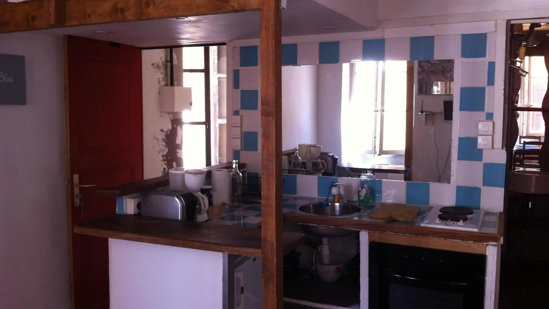 Les Petits Studios/Mezzanine Du Panier Marsilya